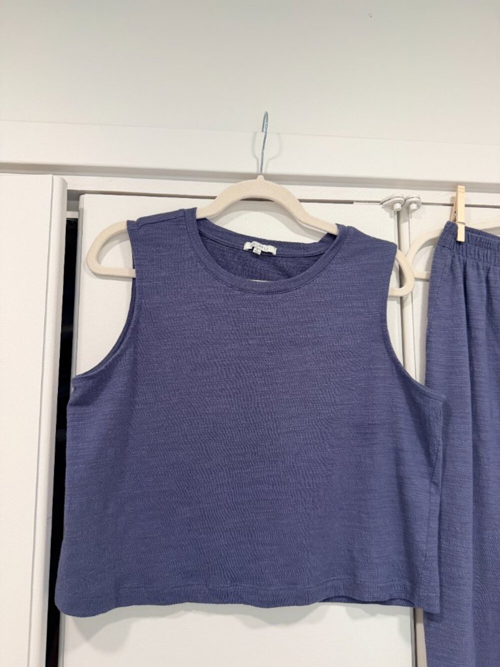 Z Supply Set with Crop top size large - Picture 3 of 5